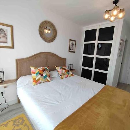 Exclusivo Apartamento Con Aparcamiento Gratuito Laredo Bagian luar foto